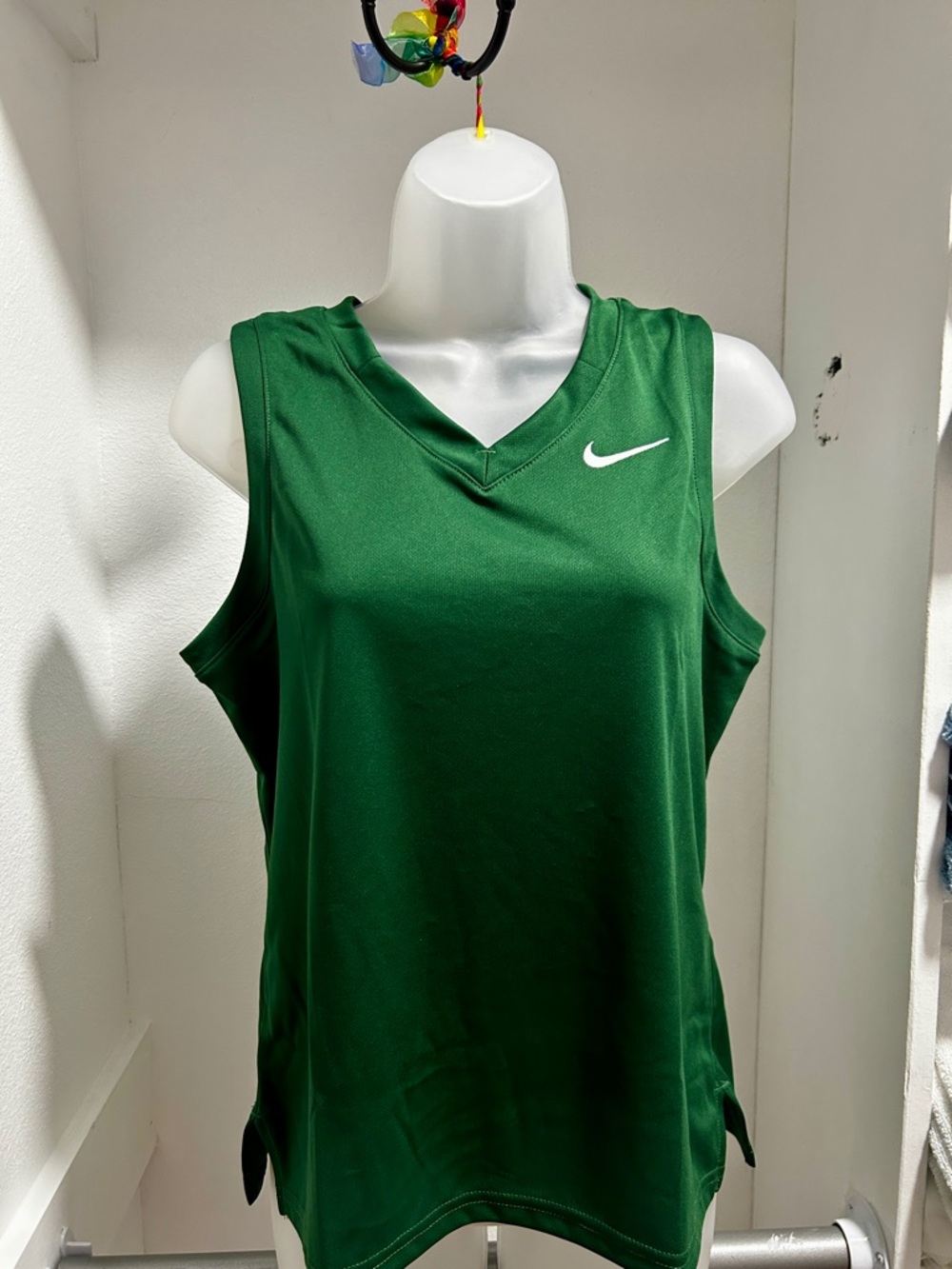 Nike Vneck green sleeveless T-shirt dri fit. S/P